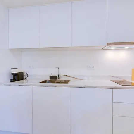 Graceful 12 Apartment *